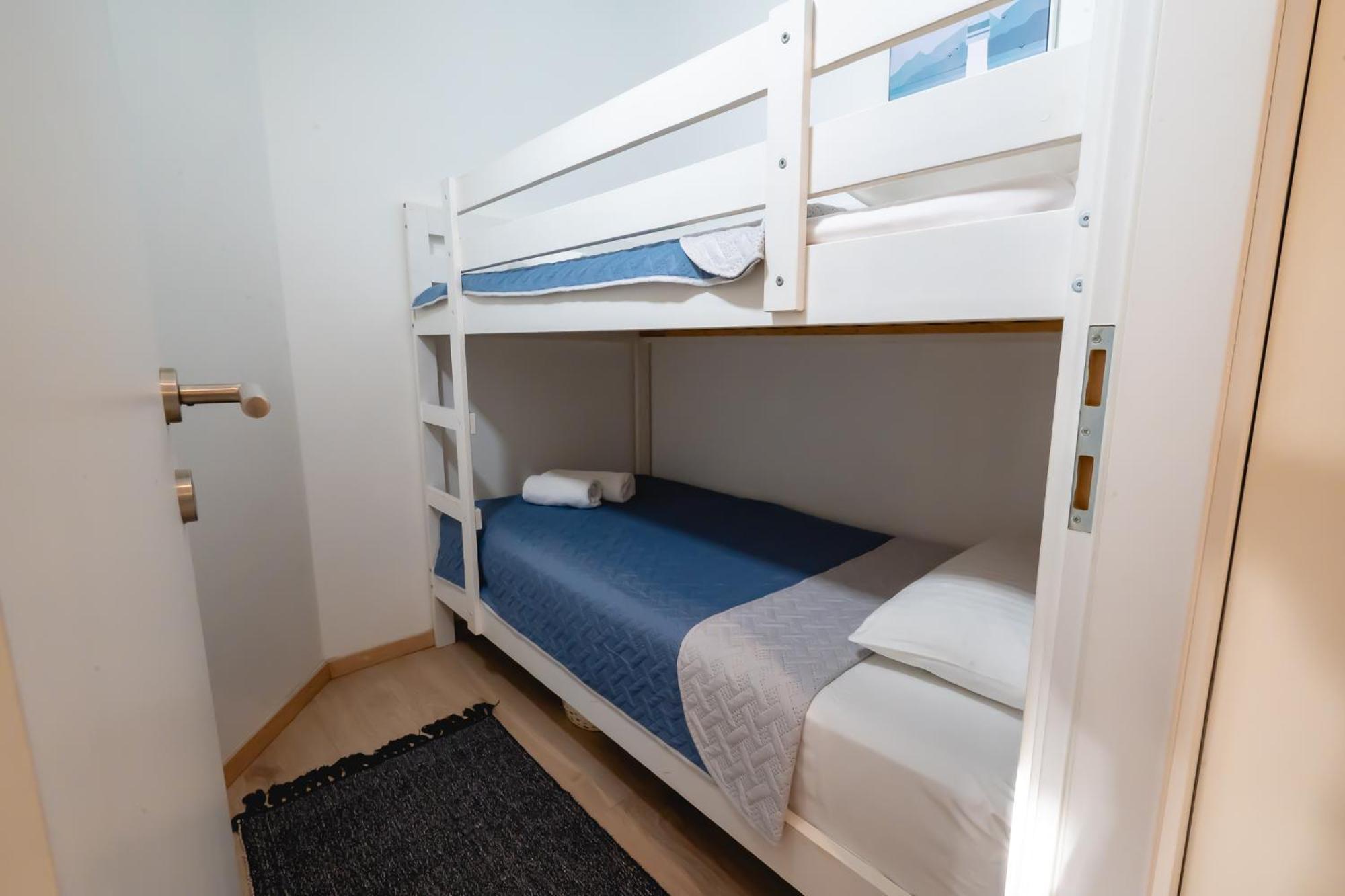 Locus Apartments Petrcane Bagian luar foto